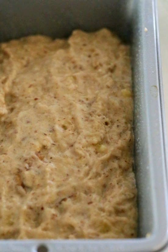 This gluten free Banana Bread makes a great breakfast. With walnuts. No added refined sugar, loads of banana, spices & goodness. Vegan Gluten free Banana Bread | VeganRicha.com