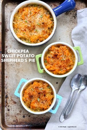Vegan Shepherds Pie with Chickpeas and Sweet Potato mash. Crusted with breadcrumbs, garlic and herbs. 1 hour easy Vegetarian Shepherds Pie. Vegan Nut-free Soy-free Recipe. Can be gluten-free | VeganRicha.com