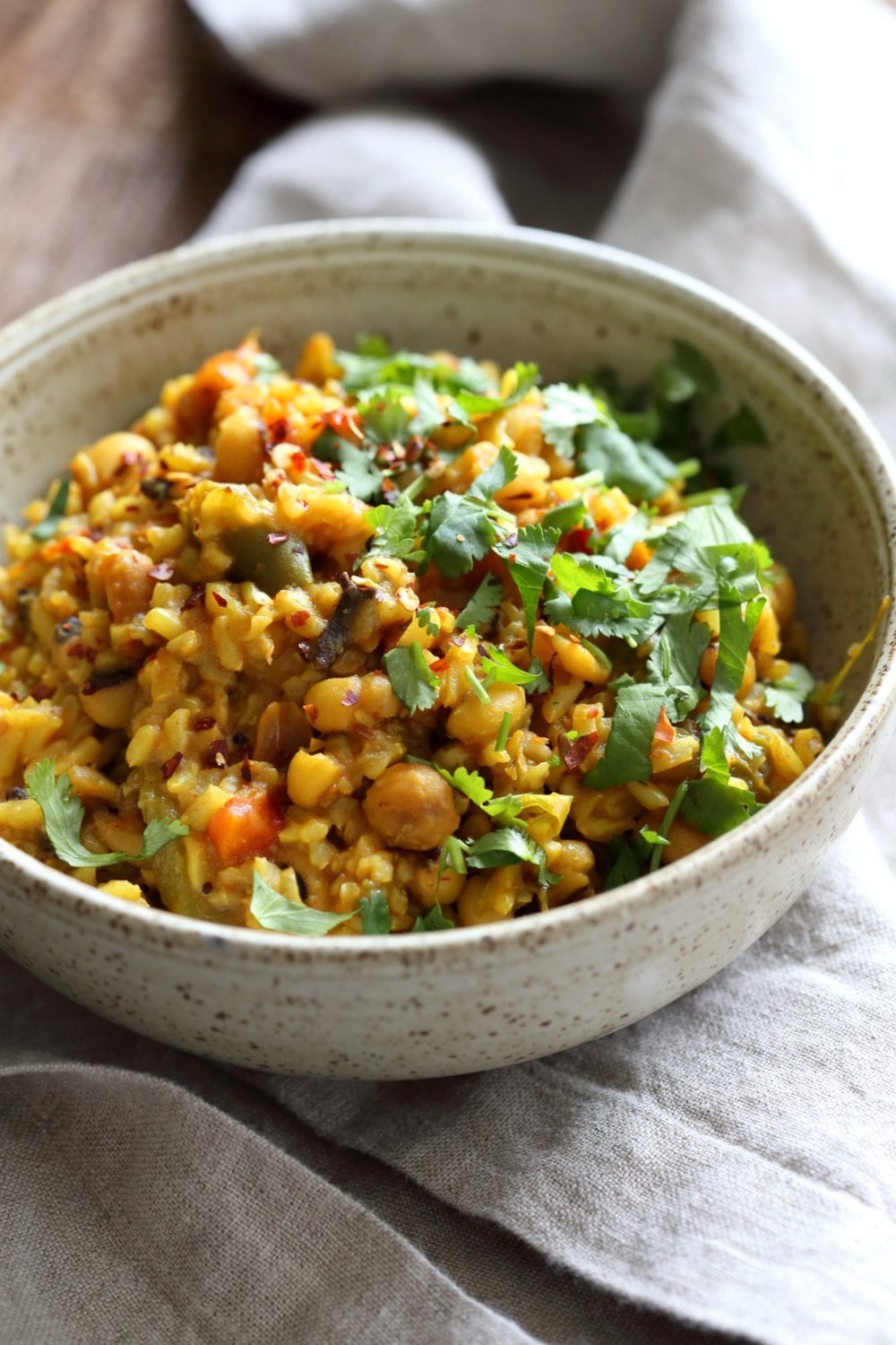 Instant Pot Black Eyed Peas Rice Pulao - Brown Rice Lobia Pulao. Black Eyes Peas and Rice cooked with spices and veggies. Saucepan option. #Vegan #Glutenfree #1Pot #Nutfreeoption #Soyfree #instantpot #Recipe #VeganRicha | VeganRicha..com