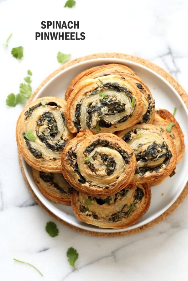Vegan Spinach Pinwheels. Creamy cheesy Spinach dip spread on puff pastry, rolled, sliced and baked to make a great Snack. #Vegan #Soyfree #Recipe #veganricha | VeganRicha.com 