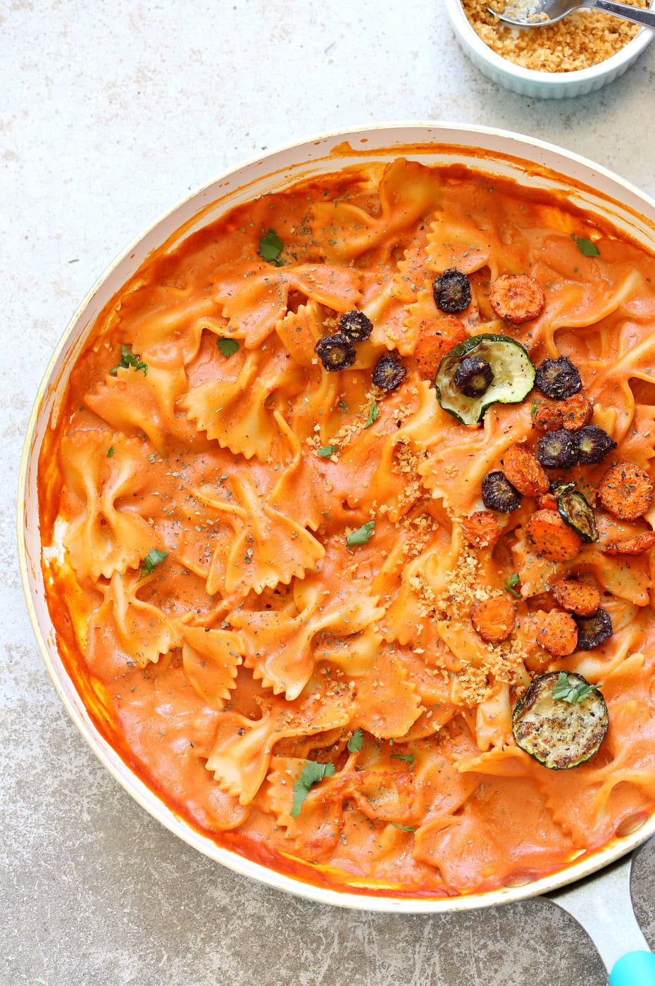 Vegan Rose Sauce Farfalle Pasta with Roasted Veggies. Easy Vegan Rose Sauce, serve with farfalle or other pasta, roasted veggies and vegan parm. #Vegan #veganricha #Soyfree #Recipe. Can be #glutenfree and #nutfree | VeganRicha.com