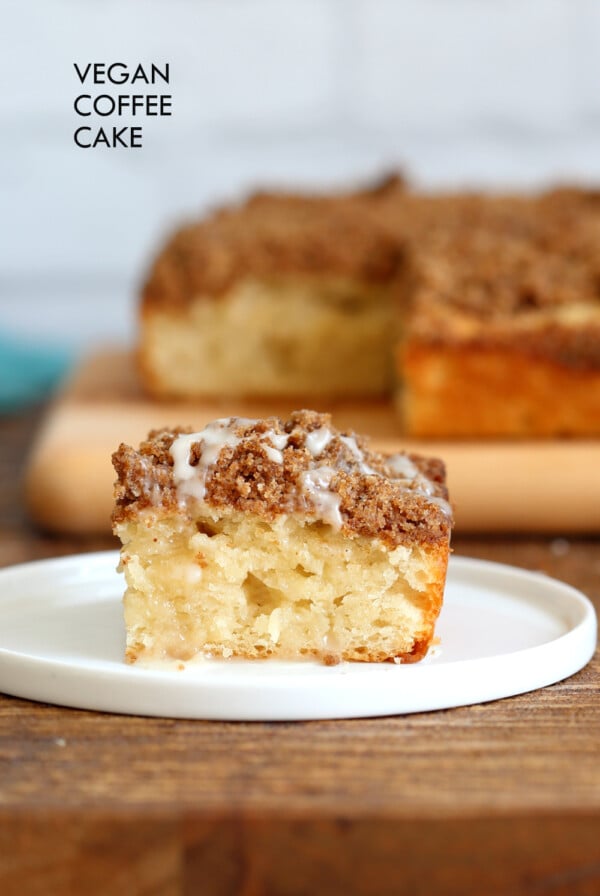 Easy Vegan Coffee Cake Recipe. Simple soft Vanilla Cake topped with a delicious Streusel. Classic Cinnamon Streusel Coffee cake. #Vegan #soyfree #nutfree #Recipe. Glutenfree optionย #veganricha