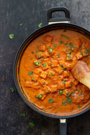 Vegan Paneer Lababdar with Tofu. Tofu with Luscious Tomato Cashew Ginger Sauce. Use this Delicious Indian Sauce with other proteins, chickpeas, veggies, chickpea tofu, tempeh, seitain.ย #VeganRicha #Paneerlababdar #Vegan #Glutenfree #Recipe Nutfree Soyfree options