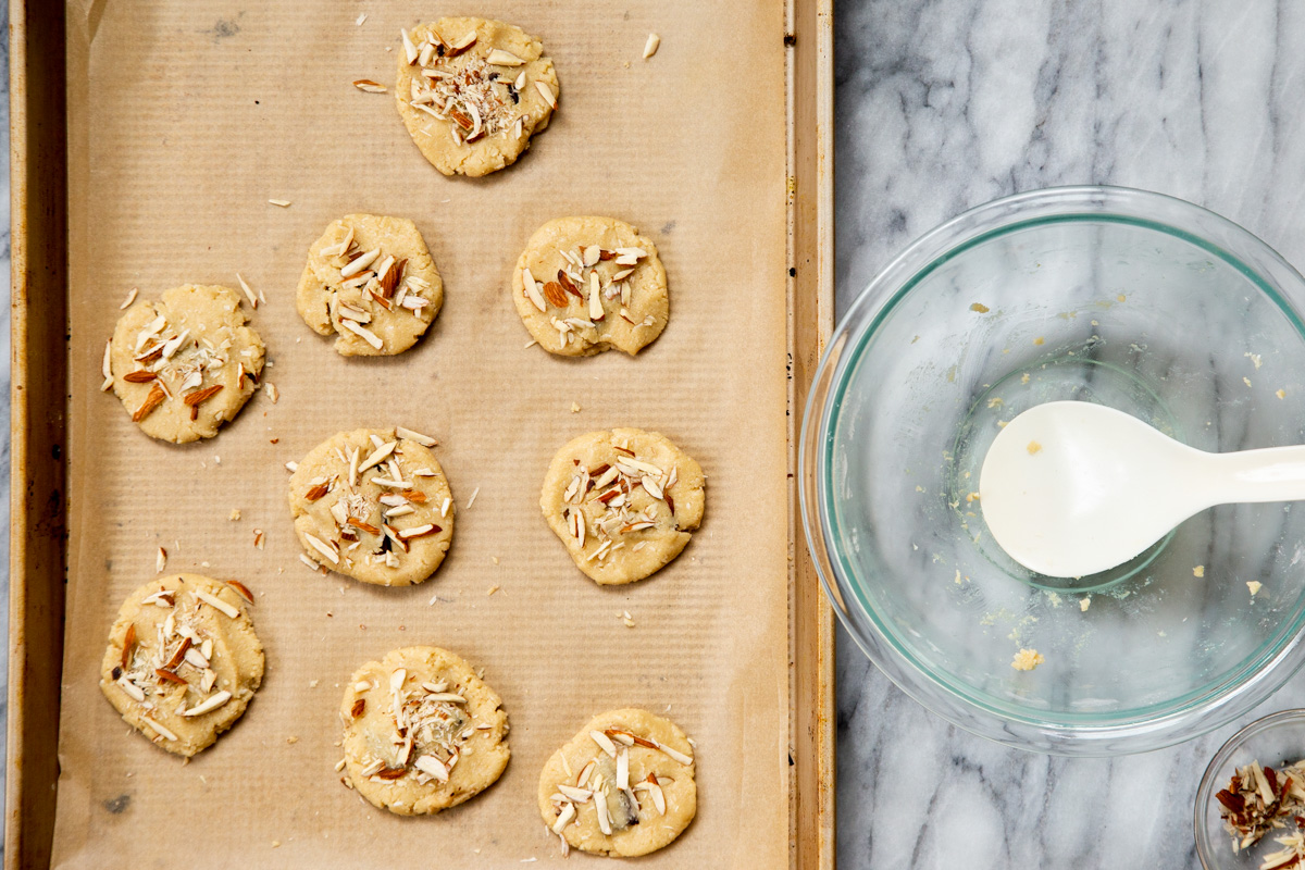 vegan almond joy cookies before baking