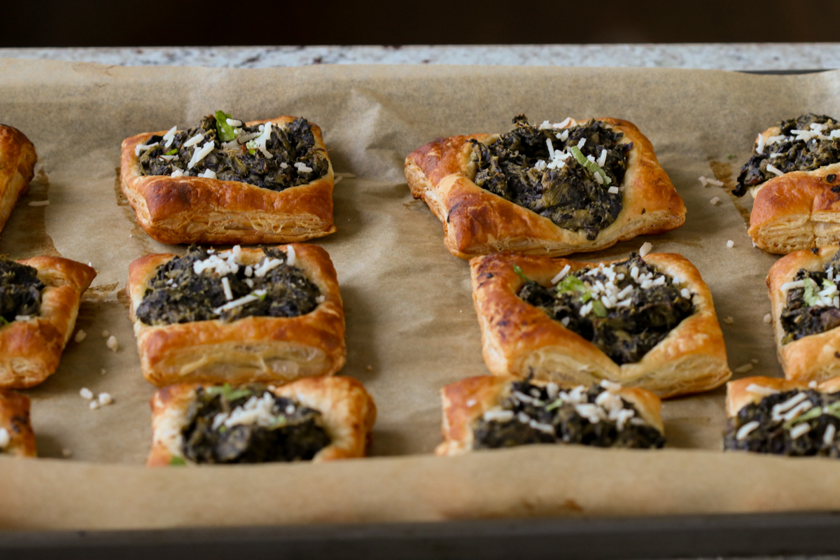 spinach puff pastry on the baking sheet, after baking