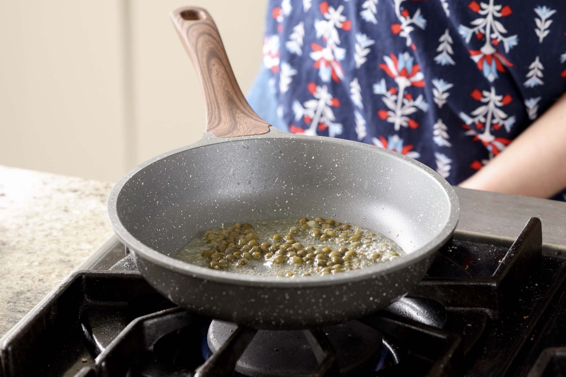 cooking lentils in the pan